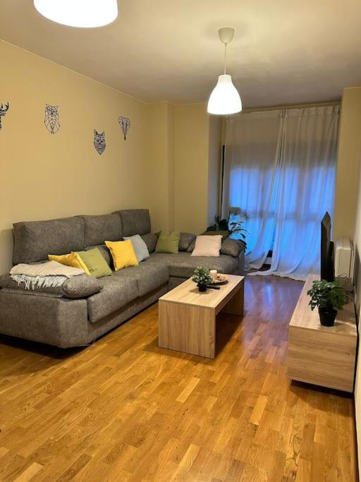 Apartamento Con Vistas A La Montana Infiesto Exterior foto